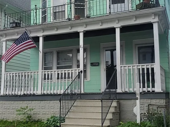 87 Hayden St, Buffalo, NY 14210