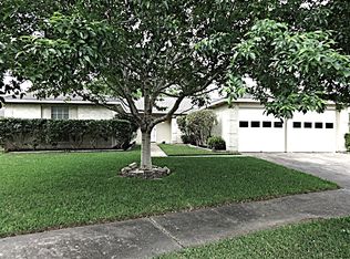 2706 Mayflower Landing Ct, Webster, TX 77598