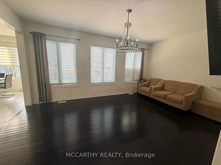 124 Johnson Dr — Photo 4