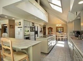 2684 Gabelein Rd, Clinton, WA 98236