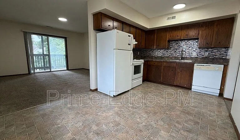 2532 T St #6 — Photo 9