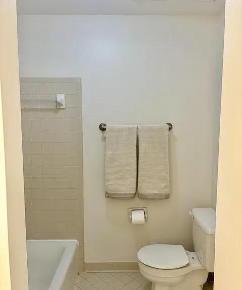 304 Brentwood Point — Photo 7
