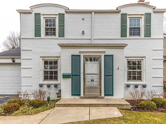 4th image of 305 S George St