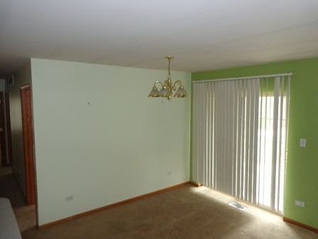 4th image of 380 Tamarack St