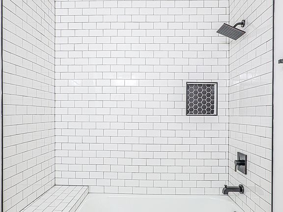 5th image of 2244 S Western Ave APT 1