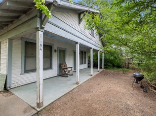 11194 Hickory Rd, College Station, TX 77845