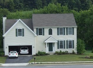 308 7th Ave, Parkesburg, PA 19365