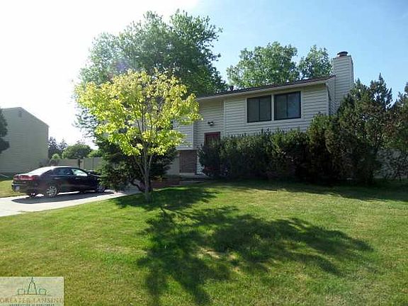 3rd image of 3221 Stonewood Dr