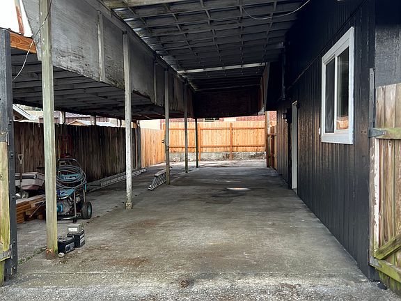 2nd image of 2394 Lodgepole Dr SE