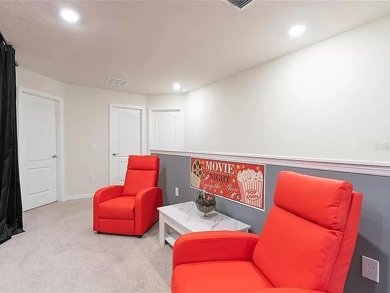 7243 Oakmoss Loop — Photo 25