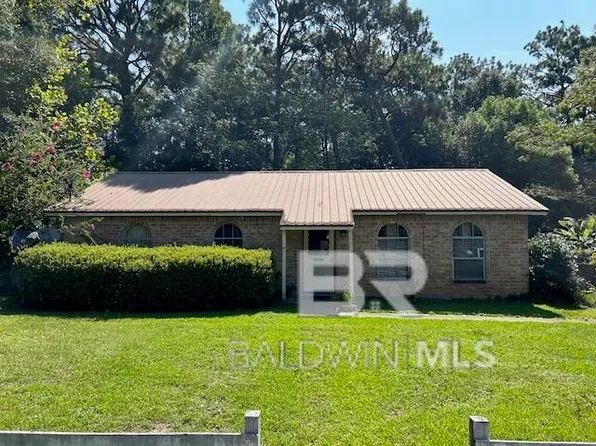 4657 Clarendon Dr, Mobile, AL 36619