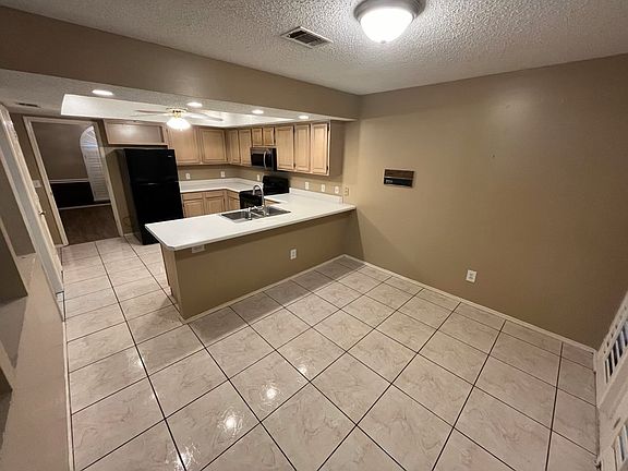 4th image of 4502 Wescott Dr