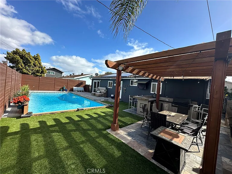 5311 Hendricksen Dr — Photo 3