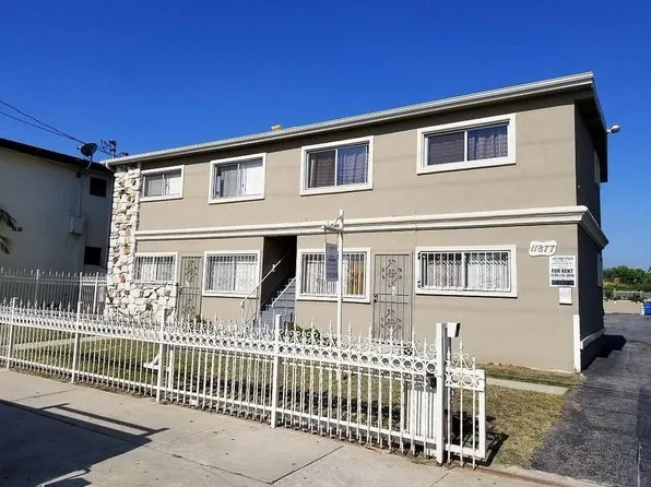 11877 Grevillea Ave APT 4, Hawthorne, CA 90250