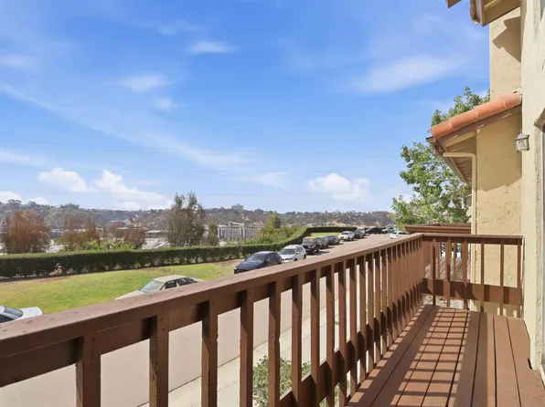 6862 Camino Berdecio, San Diego, CA 92111