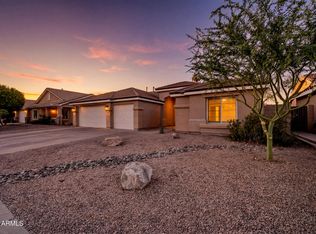 1050 W Cooley Dr, Gilbert, AZ 85233