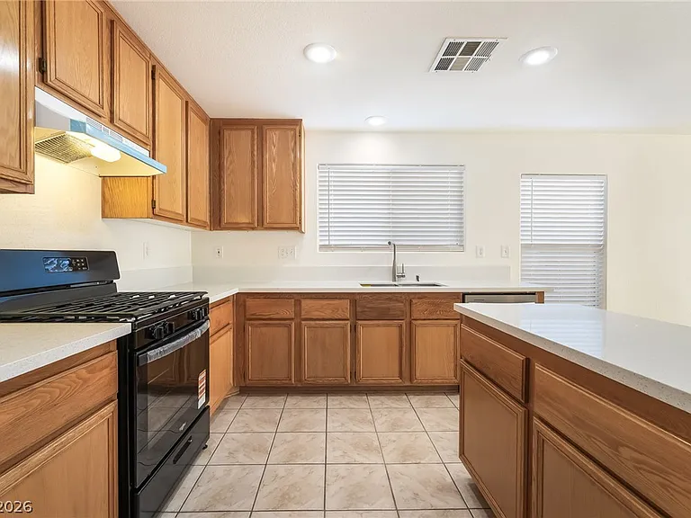 7261 American Pride St — Photo 15