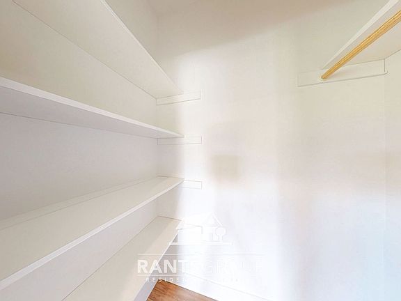 3rd image of 209 Veranda Ln SE