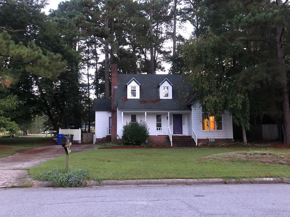 1st image of 1411 Hollybriar Ln