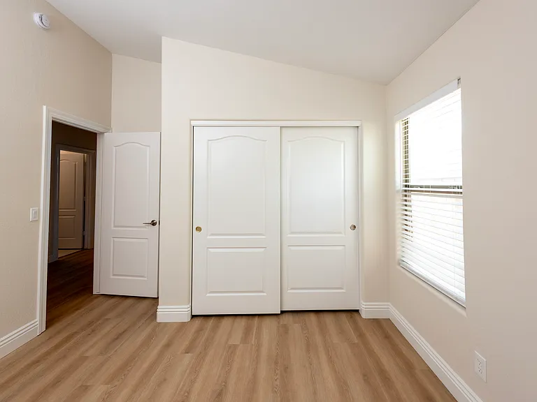 17658 W Eugene Ter — Photo 39