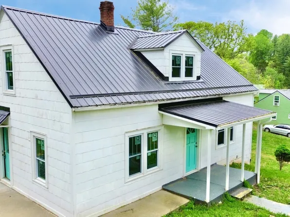 162 Bluegrass Drive, West Jefferson, NC 28694