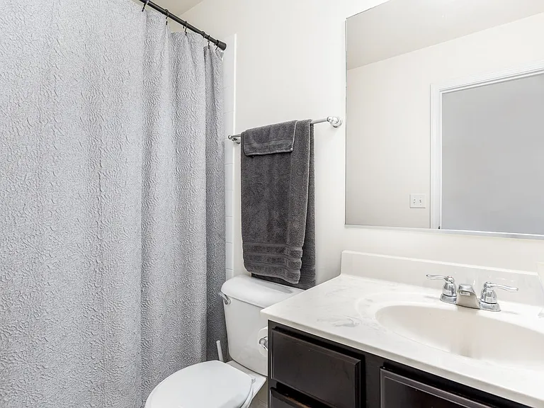 15373 Sheffield Square Pkwy — Photo 14