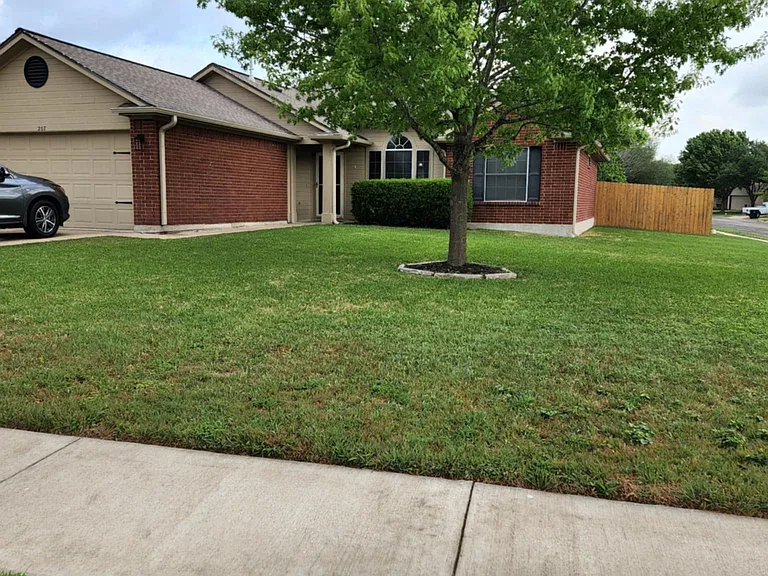 207 Orchard Way — Photo 6