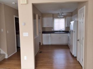 139 Cattail Ln, North Kingstown, RI 02852