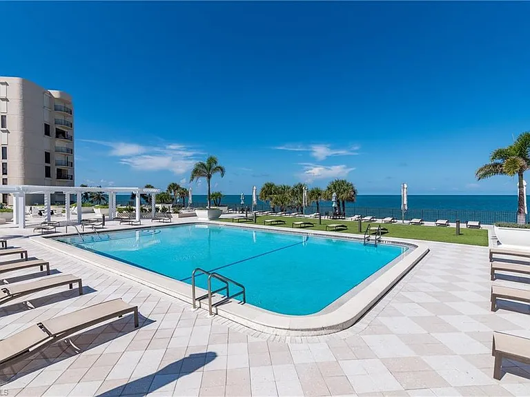 3115 Gulf Shore Blvd N #203S — Photo 26