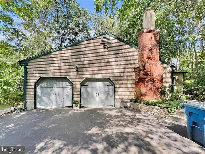 402 Norwood Rd — Photo 15