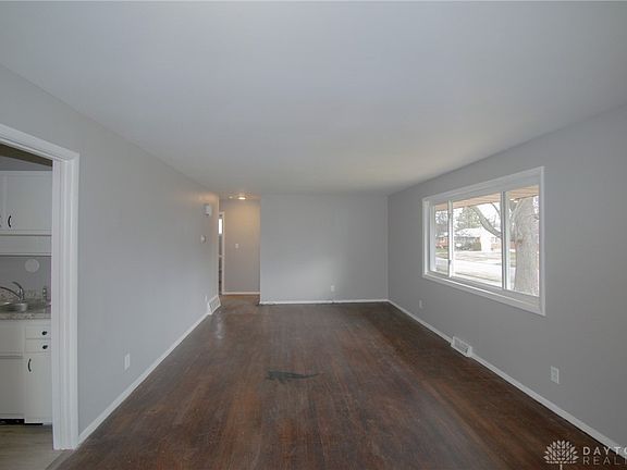 3rd image of 47 Soloman St