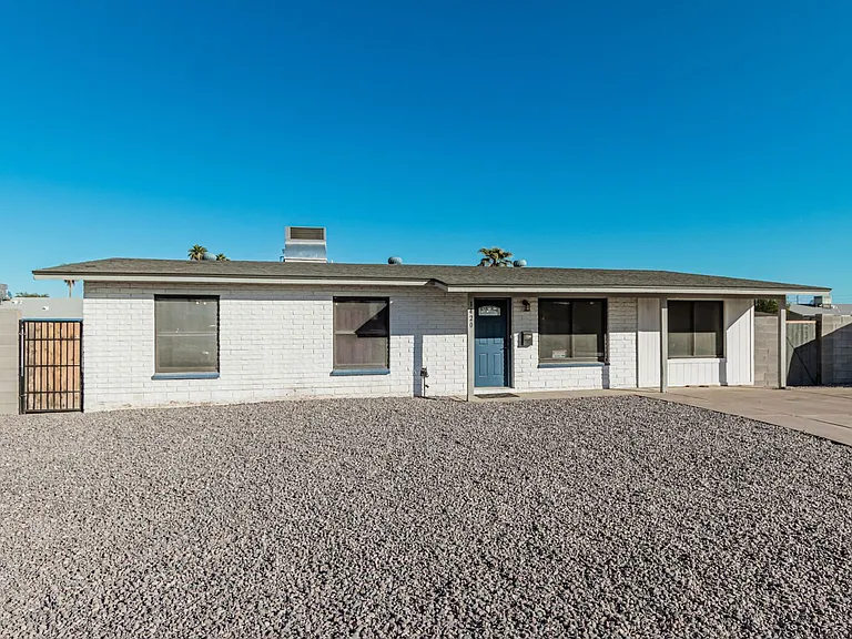 1420 N Rose St — Photo 33