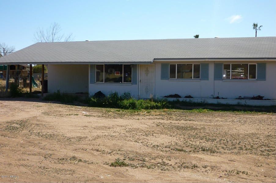 2nd image of 573 E Guadalupe Rd