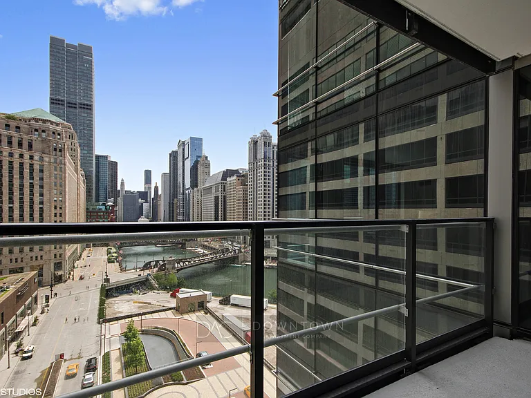 401 W Kinzie St #4410 — Photo 9
