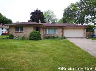 221 Luray Ave NW, Grand Rapids, MI 49504