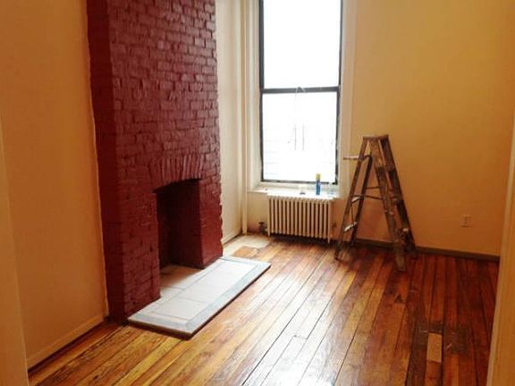 5th image of 5219 5th Ave APT 2