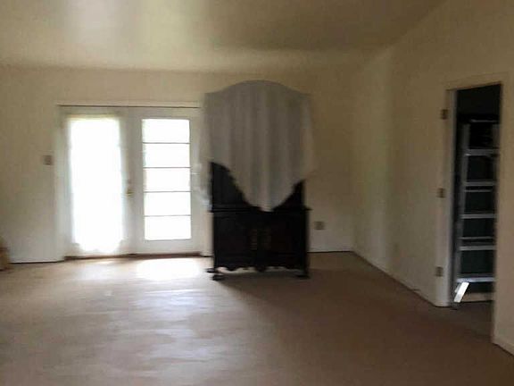 2nd image of 9858 Alvin Dr
