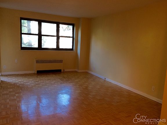 3rd image of 19 Hamilton Ter APT 5C