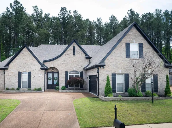 10393 Twisting Pine Ln, Lakeland, TN 38002