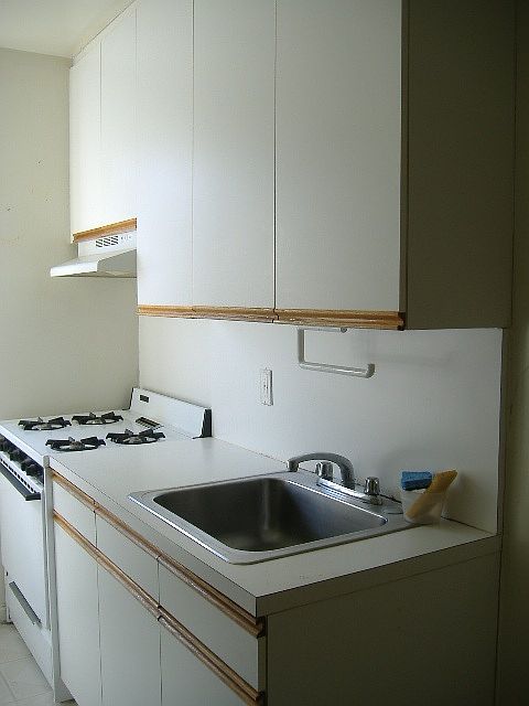2nd image of 2681 W 2nd St APT 6D