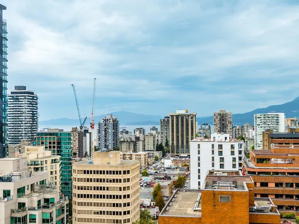 1188 Howe St #2601, Vancouver, BC V6Z 2S8