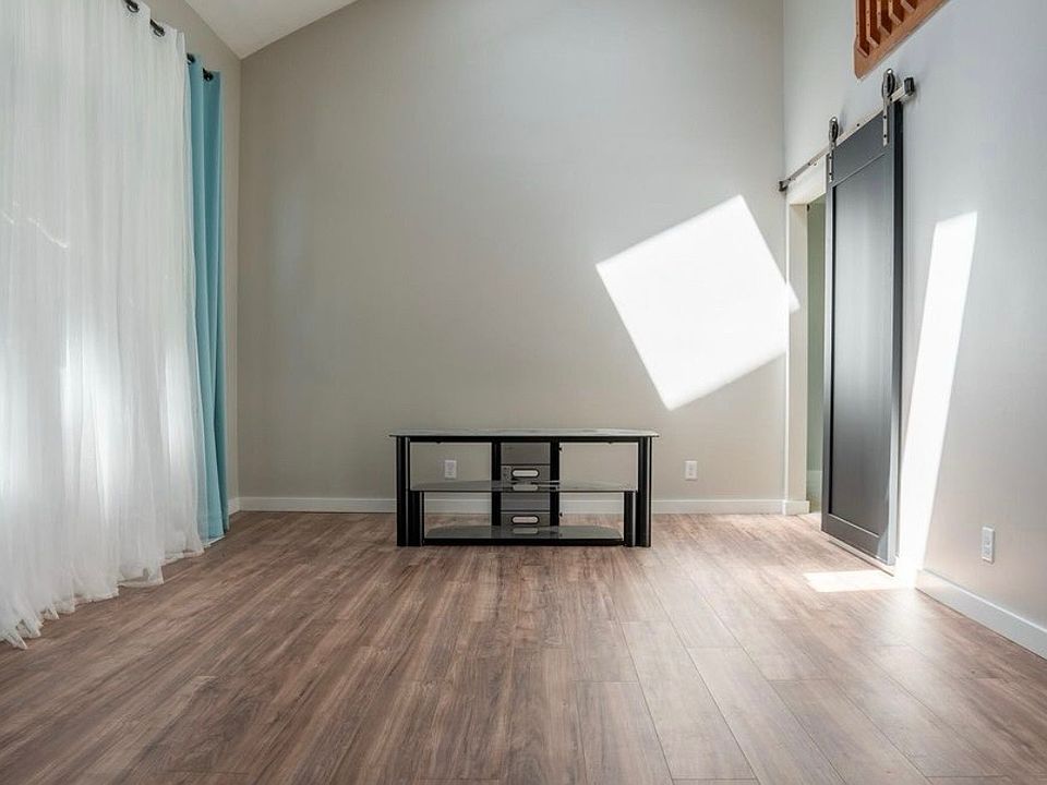 1st image of 2203 Wake Robin Dr