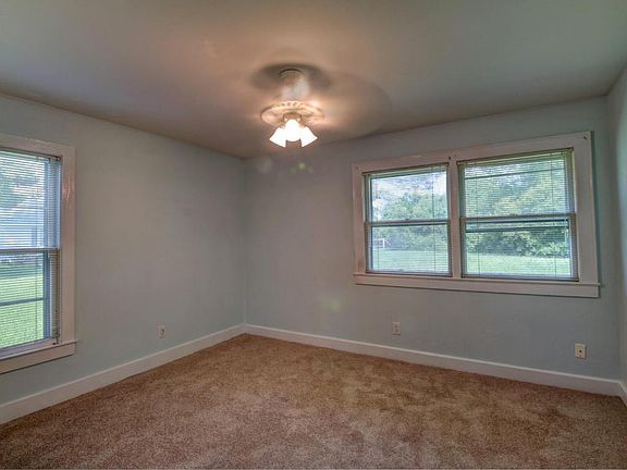 2nd image of 107 Chestnut Dr