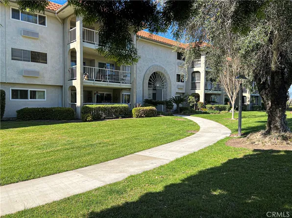 3242 San Amadeo Unit 1A, Laguna Woods, CA 92637