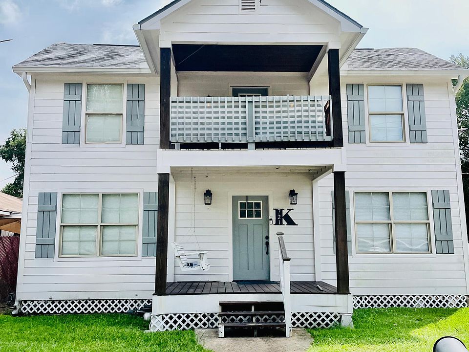 1st image of 721 W Oak Ave