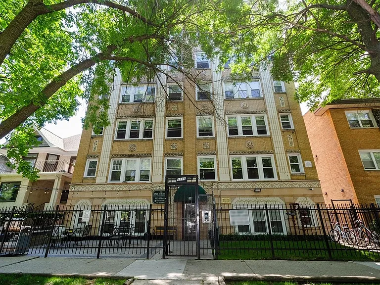 The 1521 Sherwin — Photo 10
