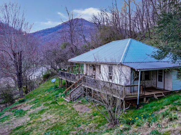 117 Beaver Ln, Bakersville, NC 28705