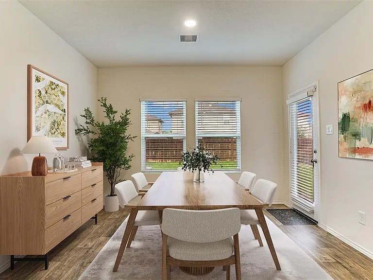 383 Sickle Loop — Photo 11