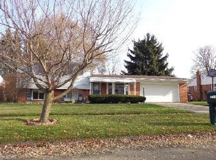 2743 Orenda St, Commerce Township, MI 48382