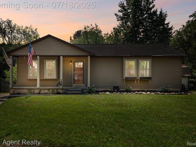 281 Woodlake Dr, Brighton, MI, 48116
